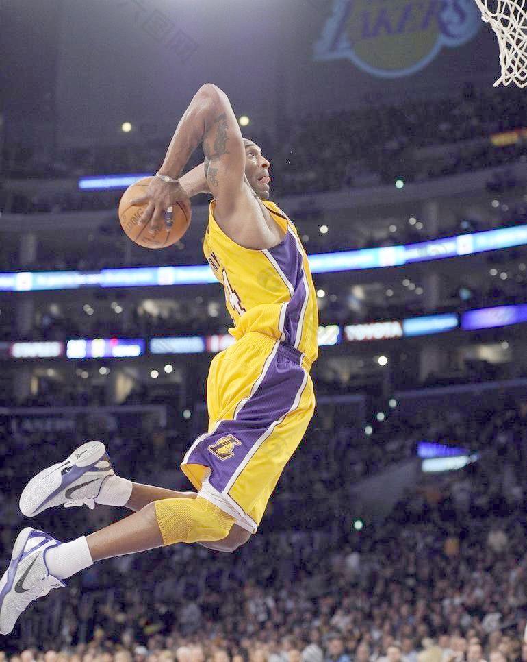 莫雷托：弗拉霍维奇与尤文续约无任何进展，双方年薪分歧很大（莫雷托：尤文与弗拉霍维奇续约谈判停滞，薪资诉求差距悬殊）