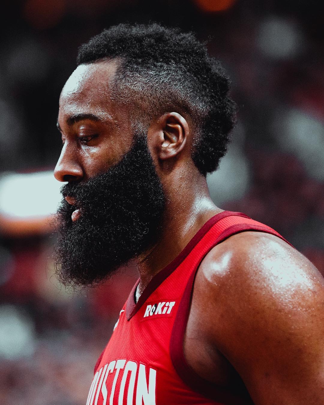 奎因成为历史上最年轻的单节100%命中率砍下20分的球员（史上最年轻！奎因单节零失手轰下20分）