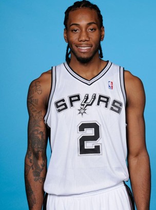 欧冠：巴黎2-1战胜曼联（欧冠赛场，巴黎2比1力克曼联）