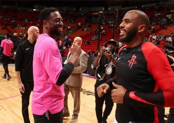 梅西当选美职联年度MVP，29球19助攻助迈阿密国际首夺总冠军（梅西荣膺美职联年度MVP，29球19助助迈阿密国际夺队史首冠）