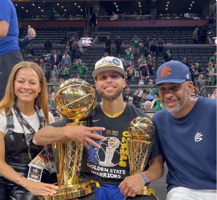 阿坎吉：在学校时发现自己擅长数学；想拥有泽林斯基的技术（阿坎吉：学生时代发现自己数学天赋，期望拥有泽林斯基的技术）