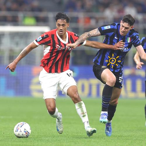 亚特兰大4-0十人热那亚晋级意杯8强，吉姆西蒂、德容恩破门（亚特兰大4-0横扫十人热那亚闯入意杯八强，吉姆西蒂、德容恩建功）