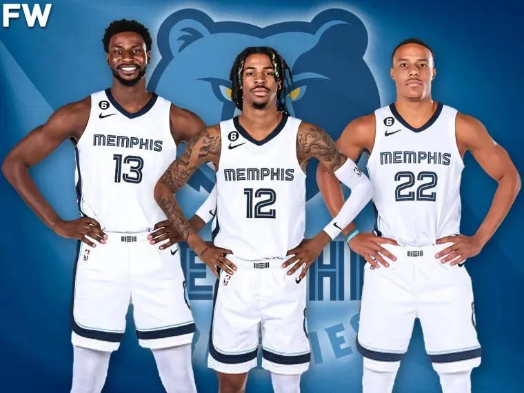 凌晨4点：欧冠19亿欧元对决，利物浦19人战国米，萨拉赫被弃！（凌晨4点，欧冠总身价19亿之战：利物浦19人挑战国米，萨拉赫落选！）