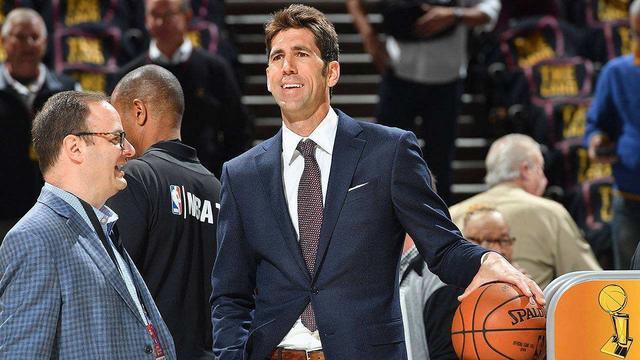 跟队记者：普利希奇将缺战拉齐奥；米兰夏窗问过马特塔但太贵（随队记者：普利希奇无缘战拉齐奥；米兰今夏询价马特塔但要价过高）