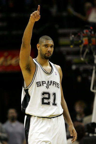 拉齐奥vs莱切：罗马尼奥利、贡多齐首发，卡马尔达、索蒂尔出战（拉齐奥战莱切：罗马尼奥利、贡多齐首发，卡马尔达、索蒂尔登场）