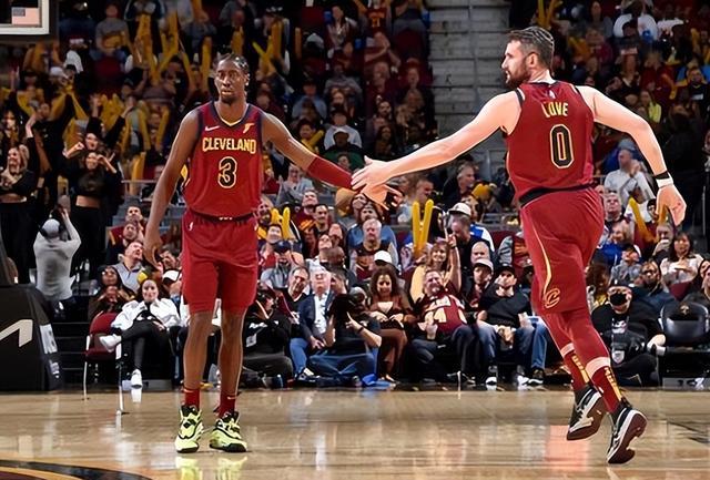 性格不同却 性格不同却